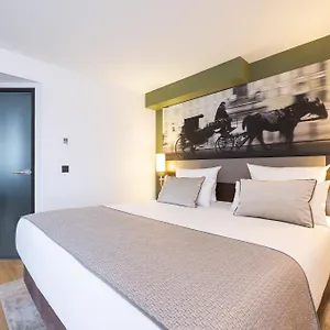 **** Hotel Leonardo Westbahnhof Áustria