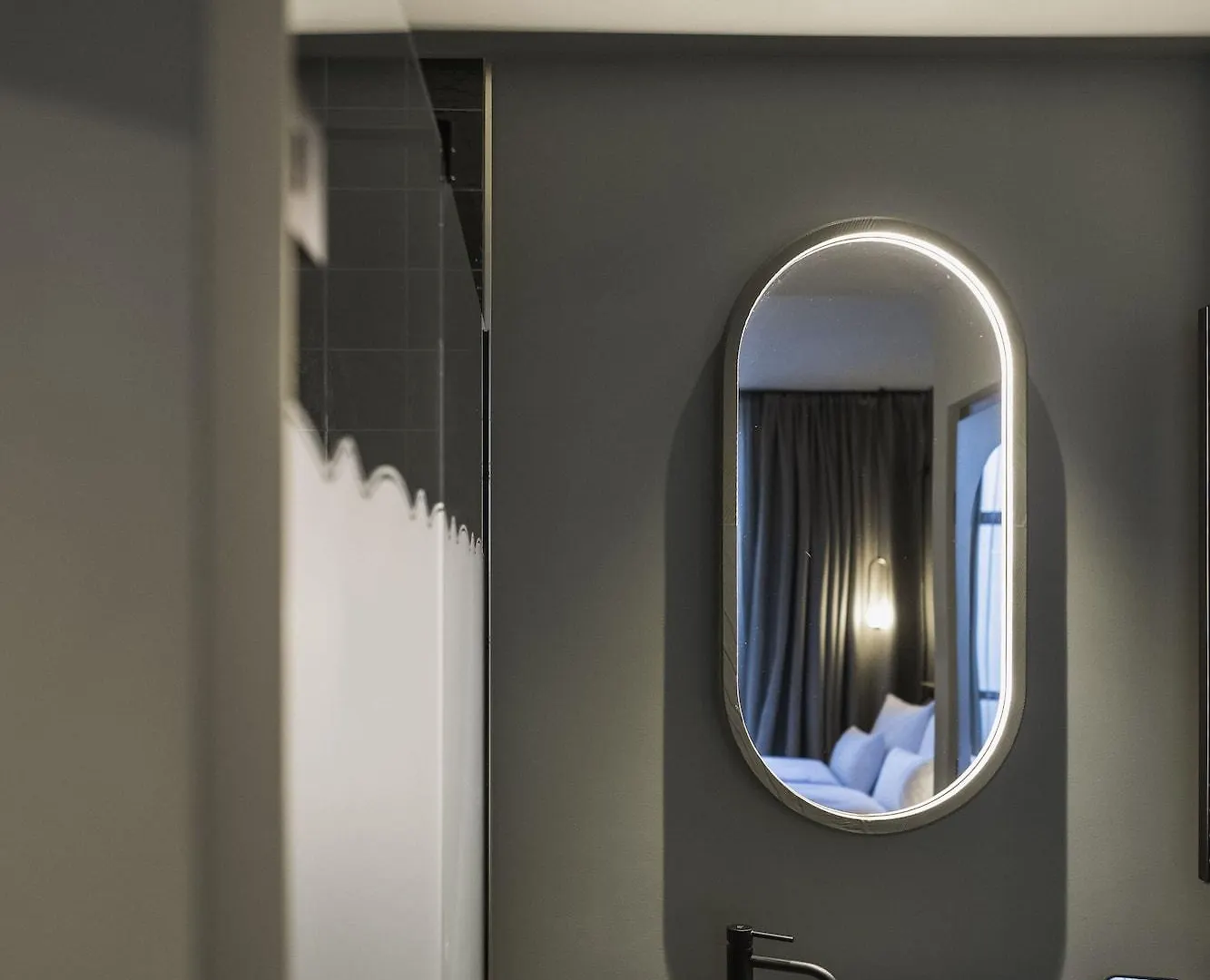 Altstadthotel Weisses Kreuz Innsbruck 4*,